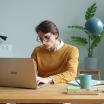 Как выбрать лучшую биржу для переводчиков: обзор XDBay и других платформ unsplash_130.jpg