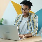 Как выбрать фрилансера-графического дизайнера: пошаговое руководство unsplash_180.jpg